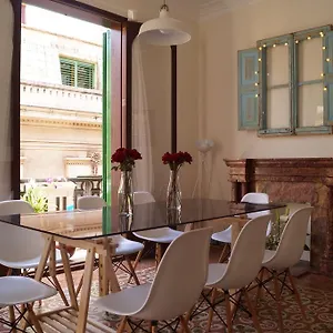 https://hostel-pura-vida.allmallorcahotels.com