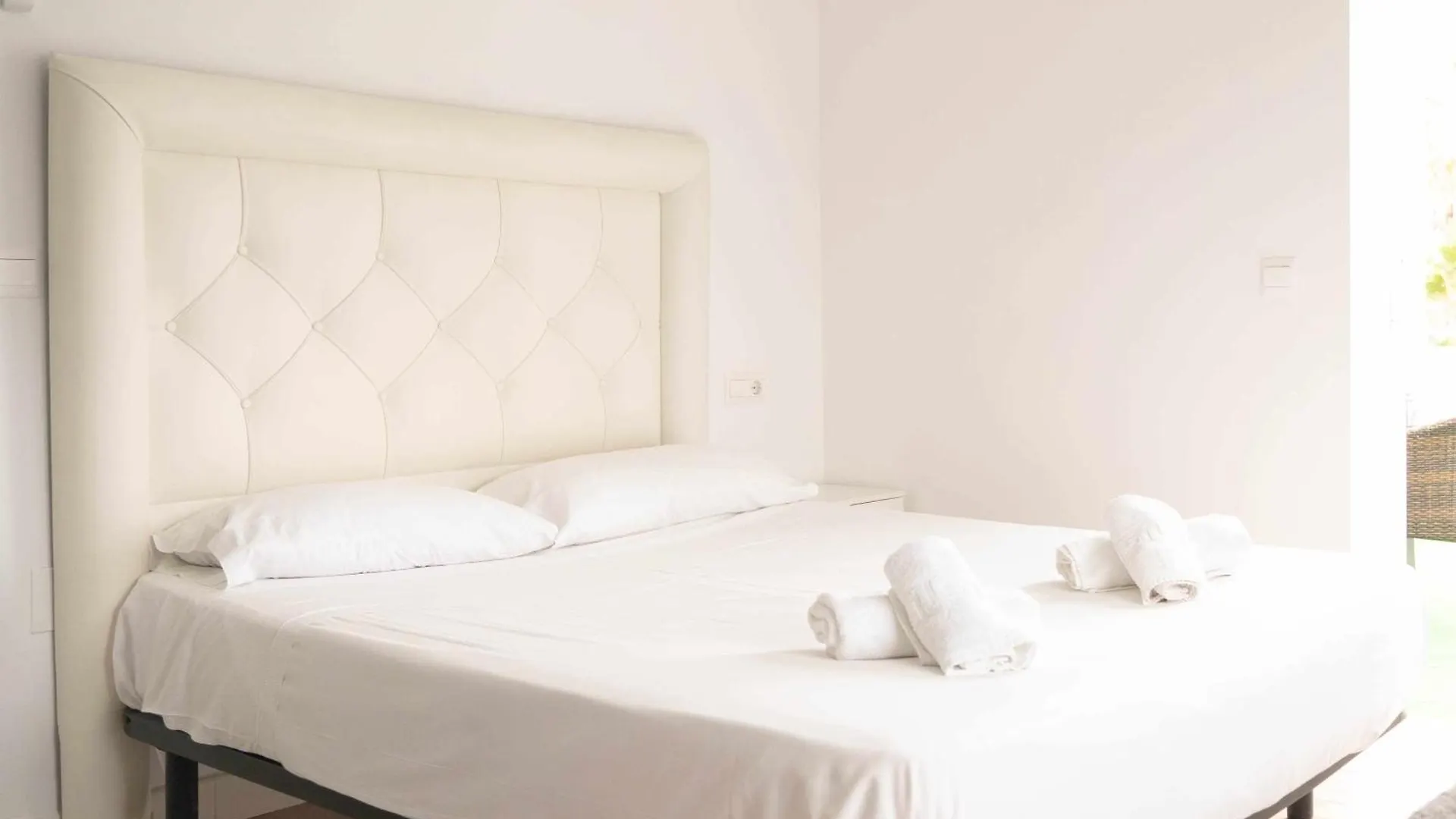 Hostal Paraiso Del Mar Torre Del Mar Gasthuis